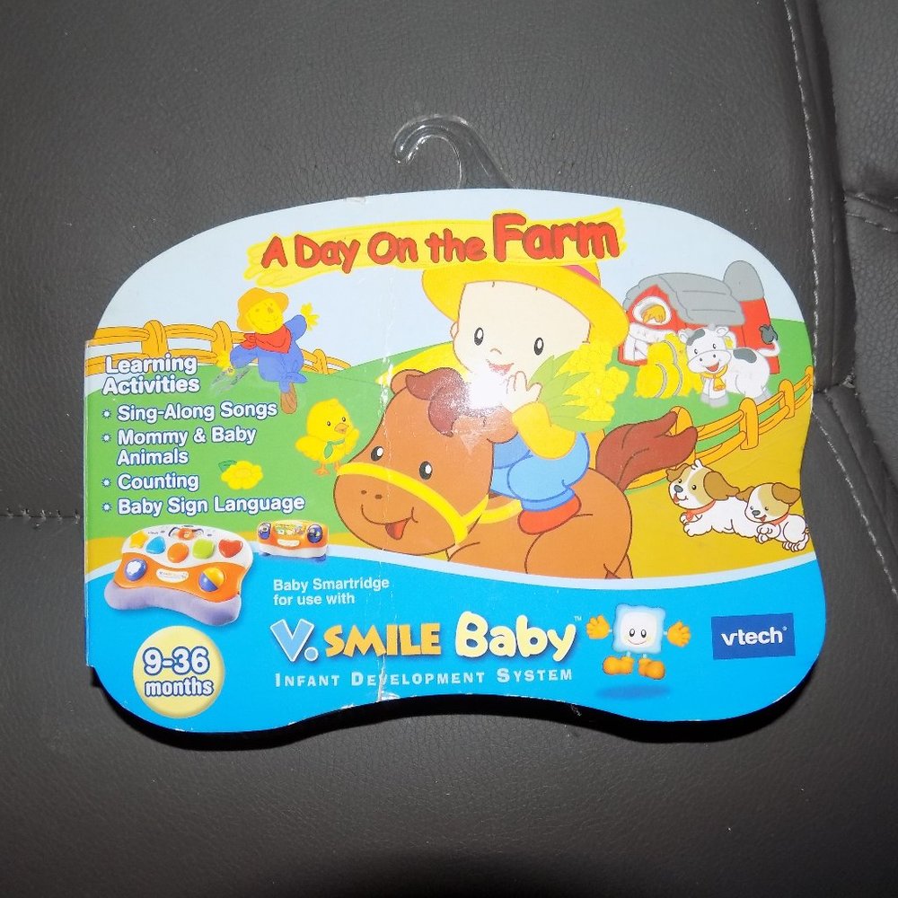 A Day on the Farm (V. Smile Baby) NEW
